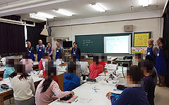 関西本部:理科分科会:大阪市立深江小学校 大阪市理科特別授業 水溶液の性質(小学6年) 「発泡入浴剤を作ろう」 授業開始